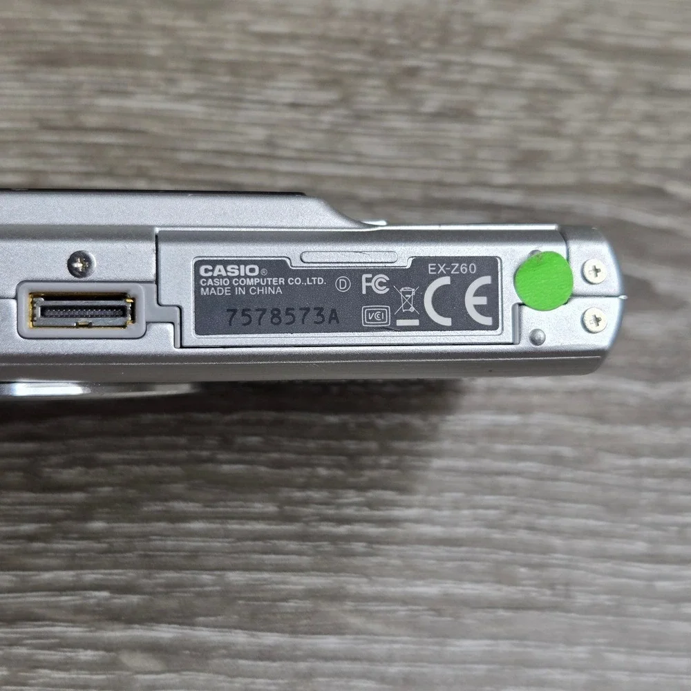 Casio EX-Z60 Exilim Digital Camera Unisex Silver 6.0MP 3x Optical Zoom Tested